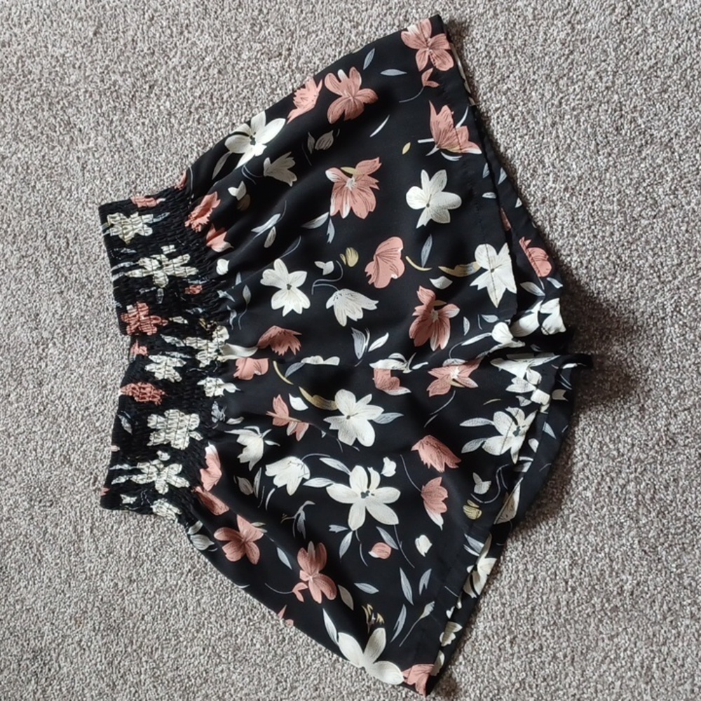 Shein small shorts